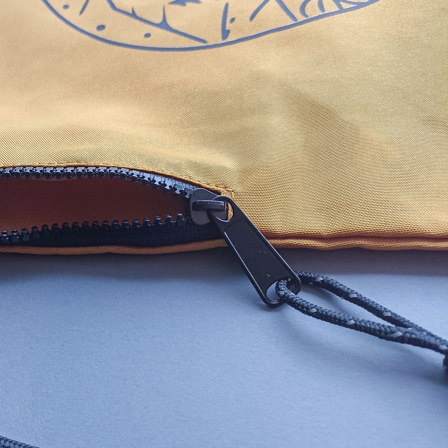 Sac à dos "Montagne" en tissu 100% recyclé