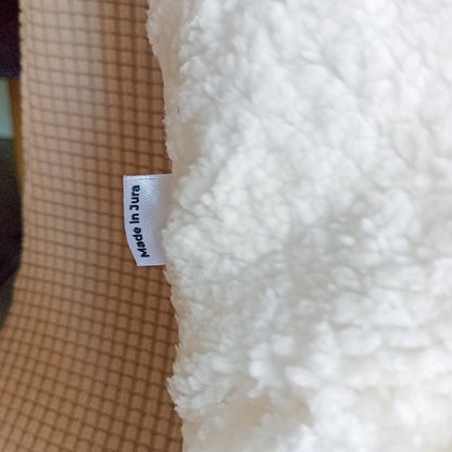 Coussin brodé "Ça meule" en peluche - Fabriqué dans le Jura - Millus Design